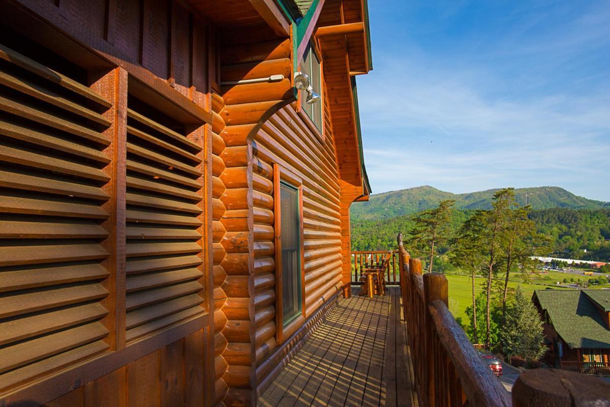 Misty Mountain Hideaway, 3 Bedrooms, Sleeps 10, Pool Access, Wifi Pigeon Forge Eksteriør billede