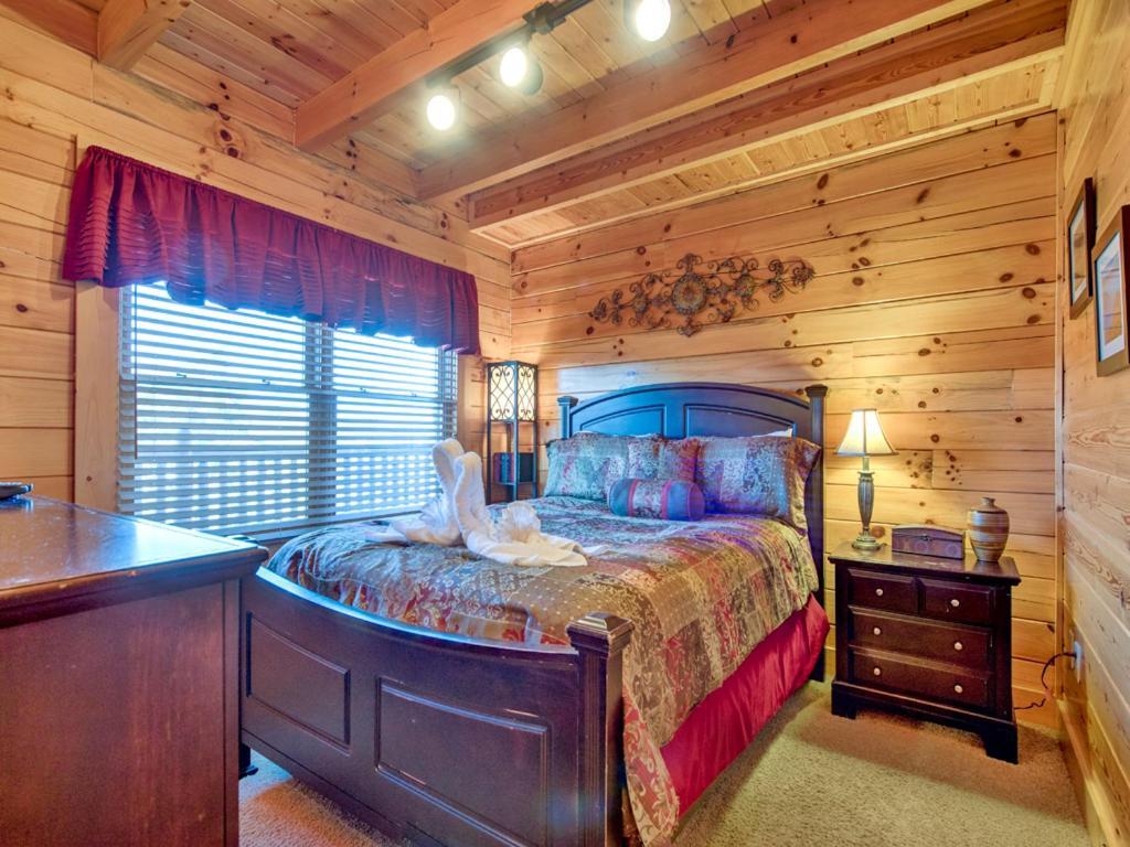 Misty Mountain Hideaway, 3 Bedrooms, Sleeps 10, Pool Access, Wifi Pigeon Forge Eksteriør billede