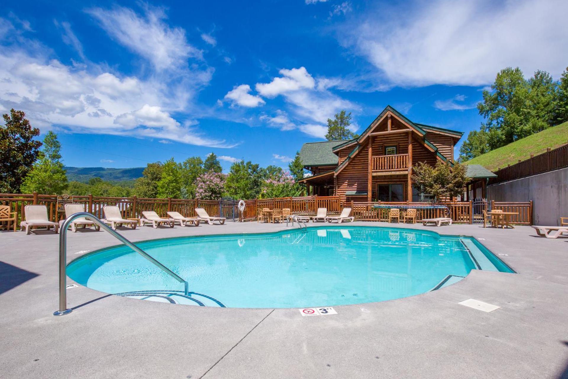 Misty Mountain Hideaway, 3 Bedrooms, Sleeps 10, Pool Access, Wifi Pigeon Forge Eksteriør billede